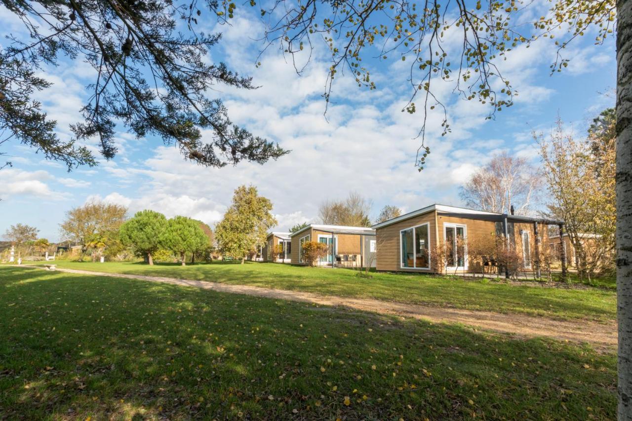 Welcome In - Chalet Vakantiepark Fort Den Haak - Huisdier Toegestaan Vrouwenpolder Exterior foto